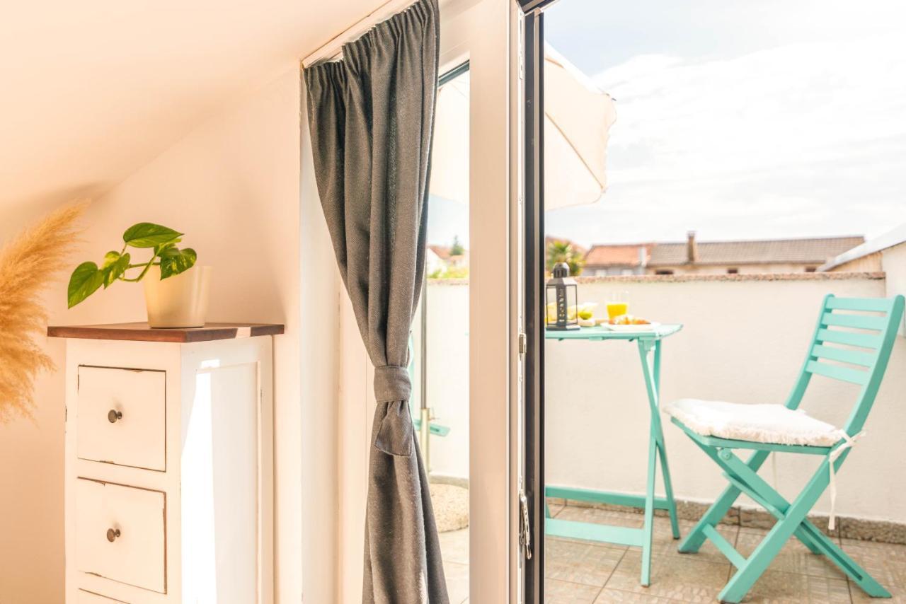 Apartment Egon Malinska Bagian luar foto